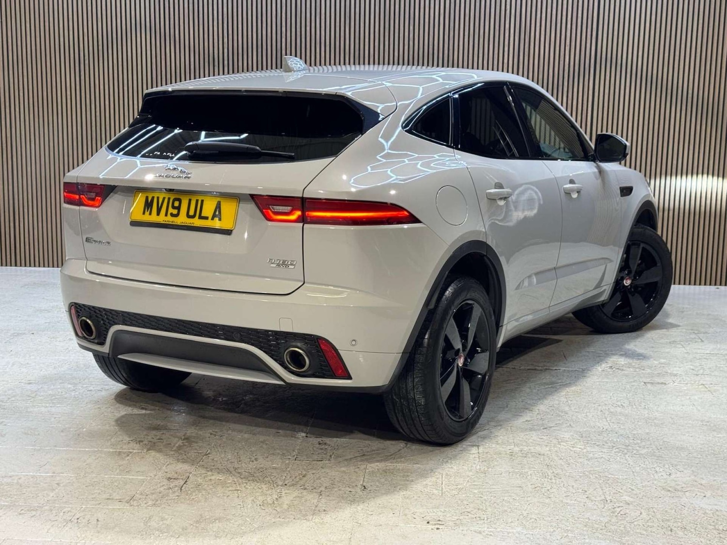 Used Jaguar E-Pace 2019 for sale - 76961766: Photo 5