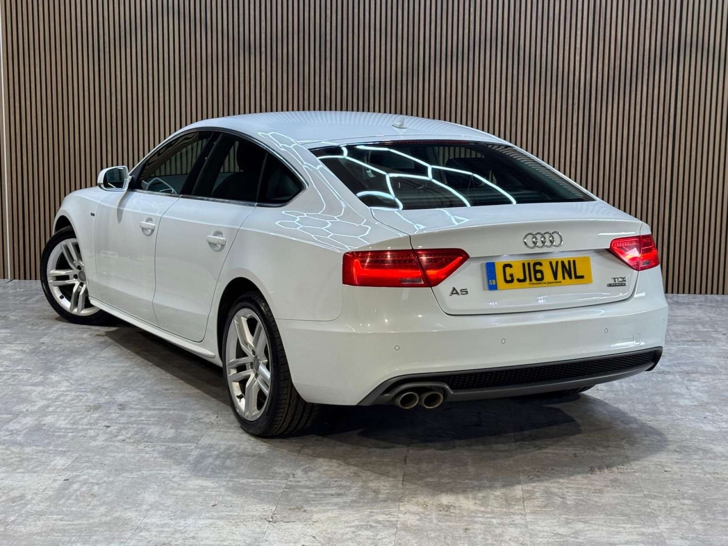 Used Audi A5 2016 for sale - 78063304: Photo 2