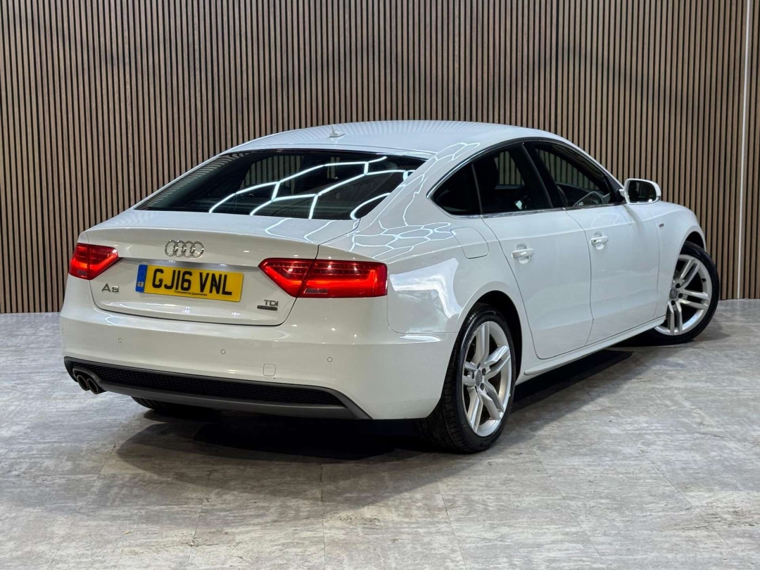 Used Audi A5 2016 for sale - 78063304: Photo 5