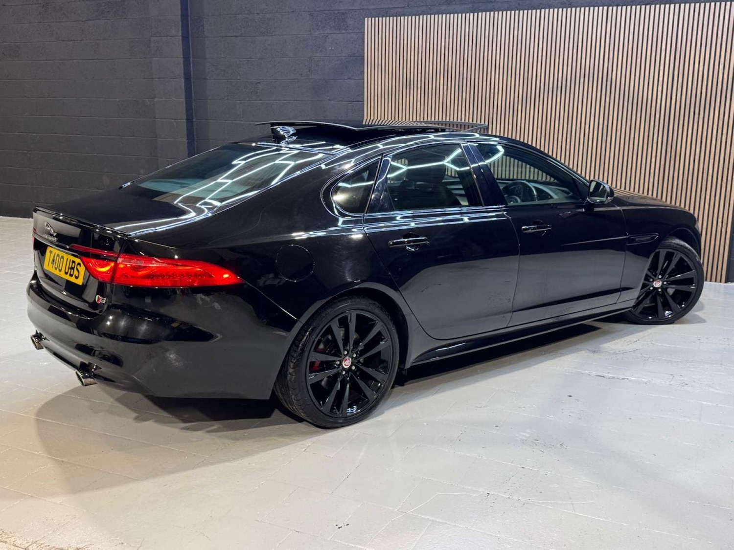 Used Jaguar XF 2017 for sale - 76581939: Photo 19