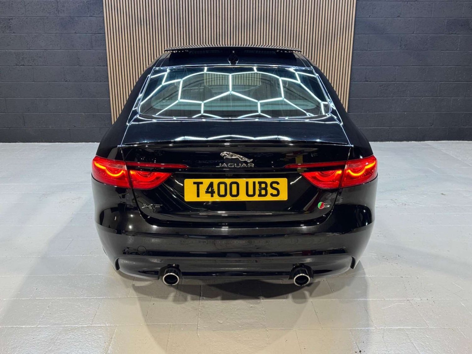 Used Jaguar XF 2017 for sale - 76581939: Photo 22