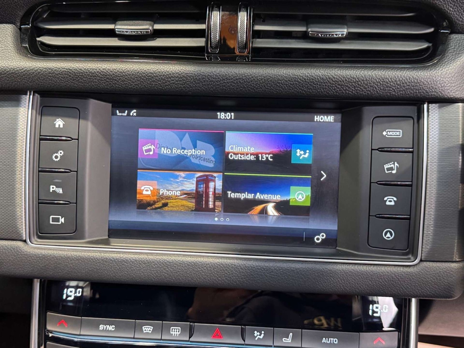 Used Jaguar XF 2017 for sale - 76581939: Photo 48