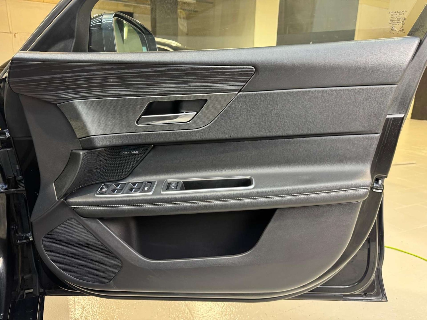 Used Jaguar XF 2017 for sale - 76581939: Photo 55