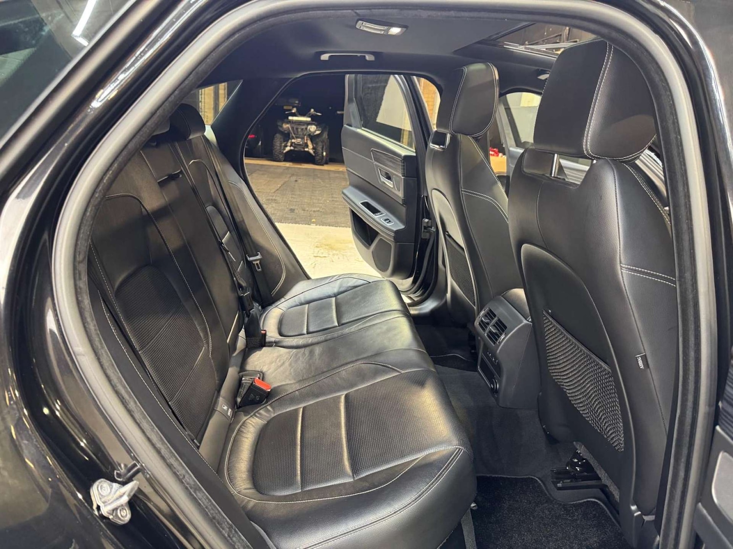 Used Jaguar XF 2017 for sale - 76581939: Photo 6