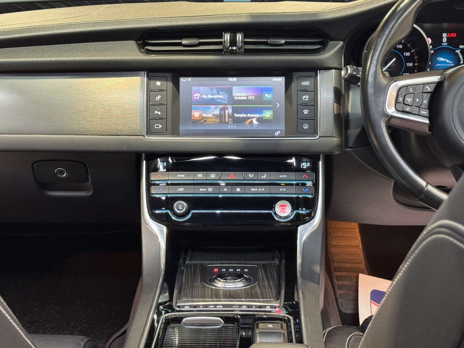 Used Jaguar XF 2017 for sale - 76581939: Photo 63