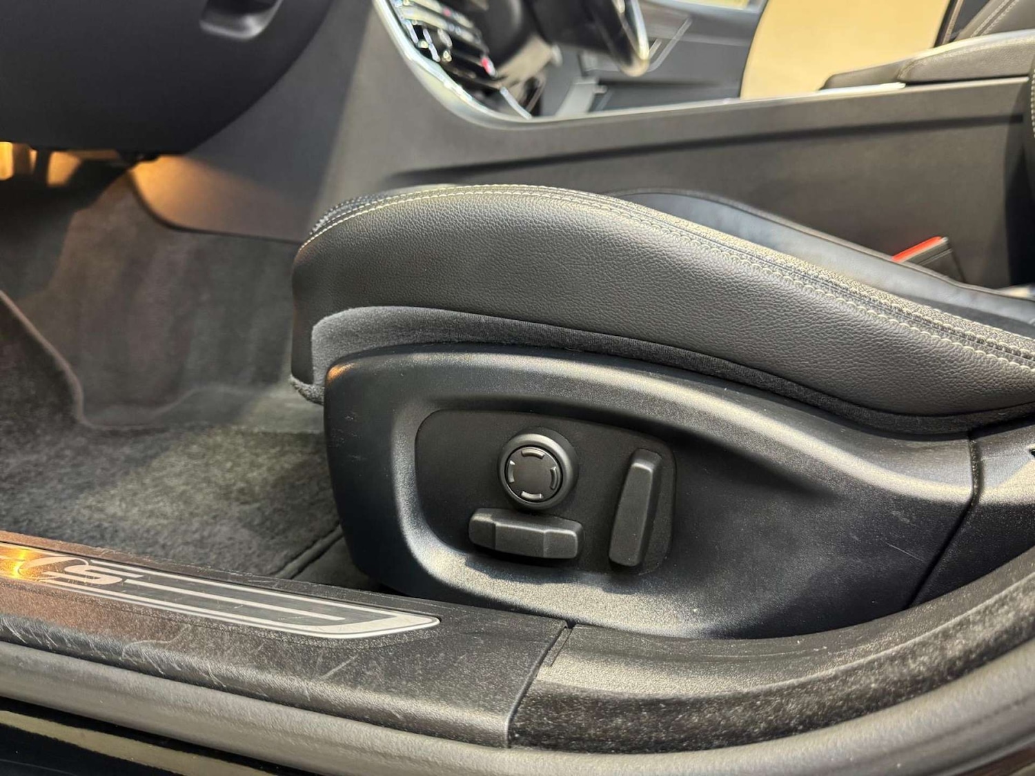 Used Jaguar XF 2017 for sale - 76581939: Photo 69