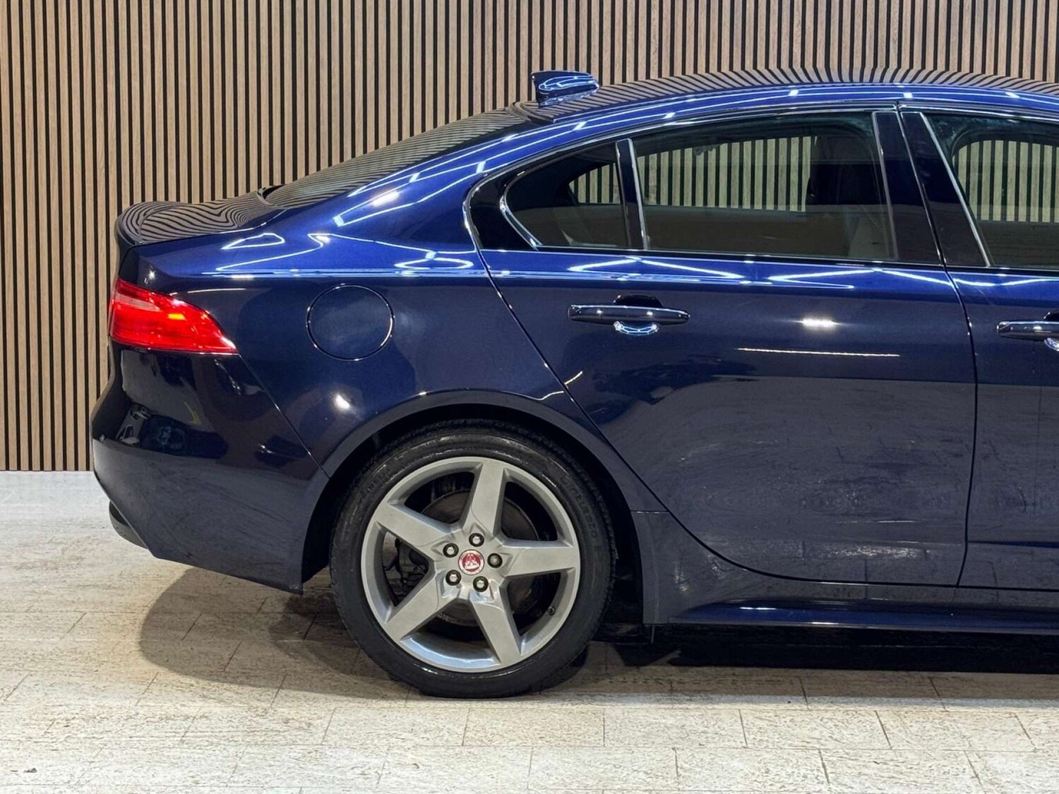 Used Jaguar XE 2018 for sale - 77355466: Photo 18