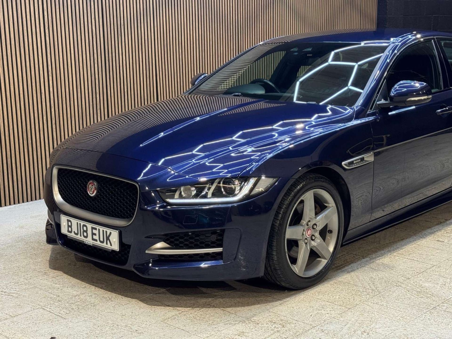 Used Jaguar XE 2018 for sale - 77355466: Photo 30