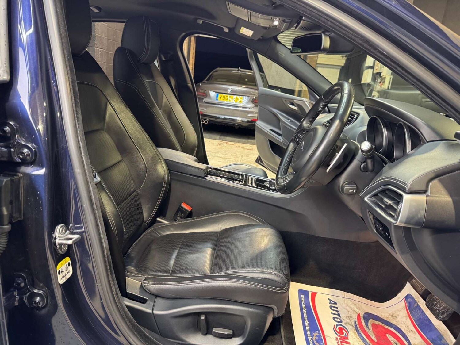 Used Jaguar XE 2018 for sale - 77355466: Photo 41