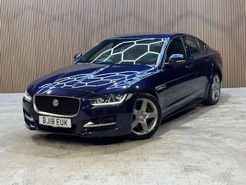 Used Jaguar XE 2018 for sale - 77355466: Photo