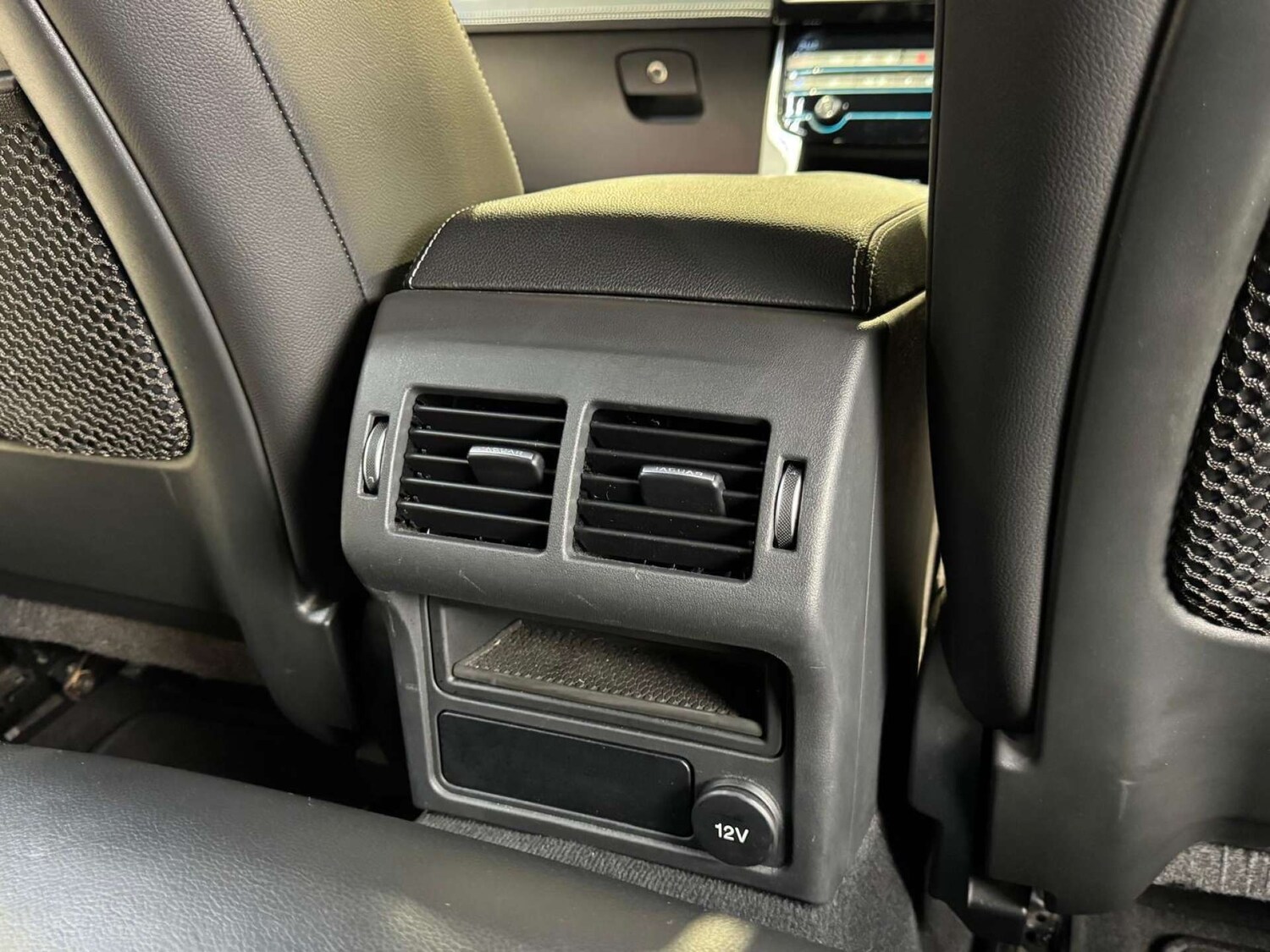 Used Jaguar XE 2018 for sale - 77355466: Photo 63