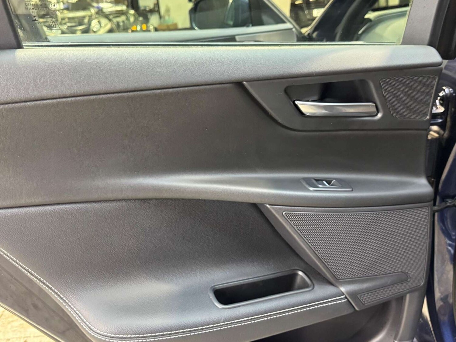 Used Jaguar XE 2018 for sale - 77355466: Photo 64