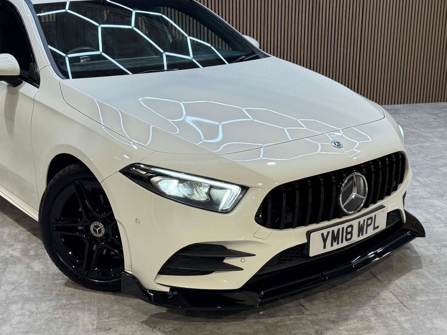 Used Mercedes-Benz A-Class 2018 for sale - 77998535: Photo 11