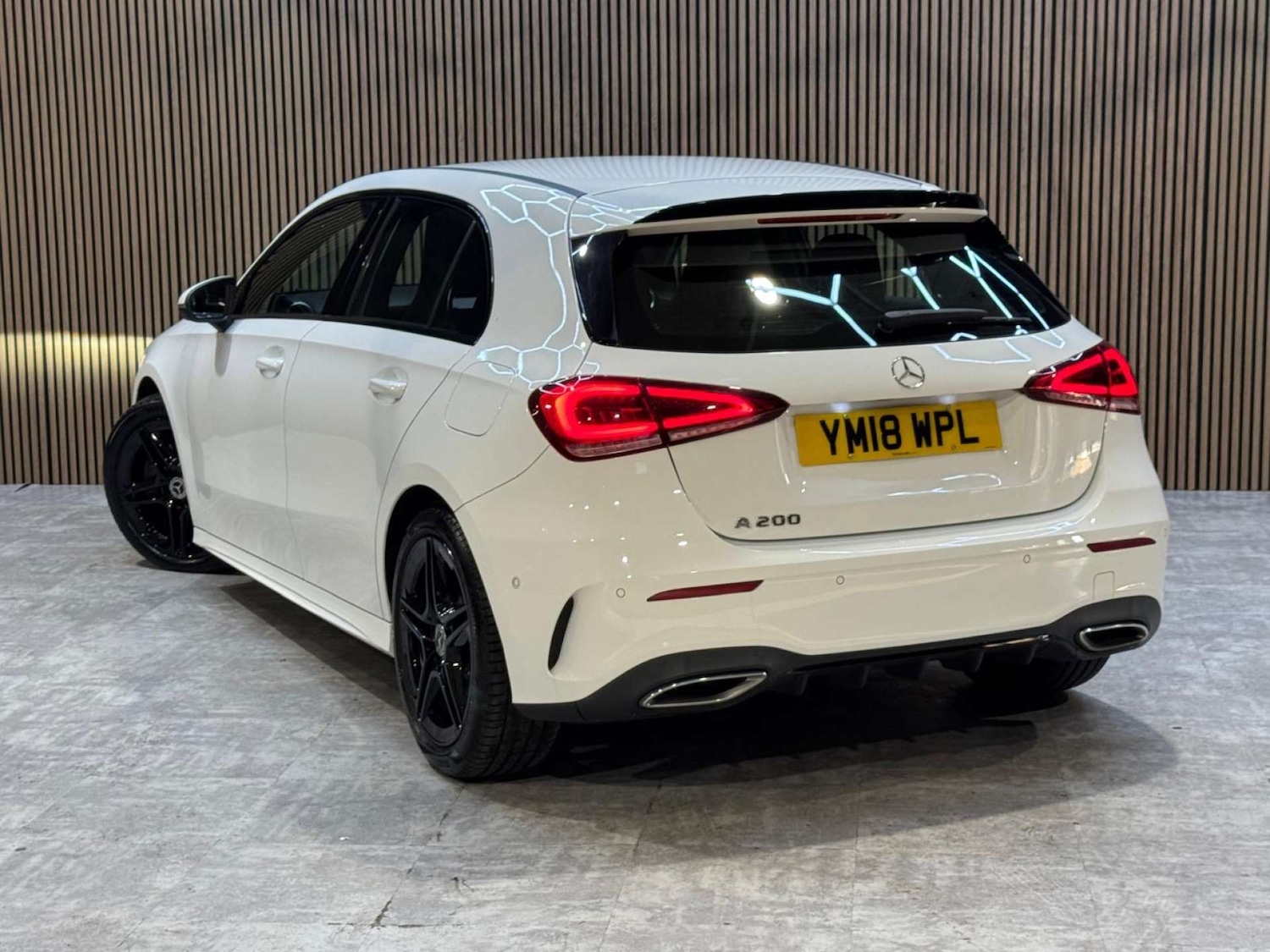 Used Mercedes-Benz A-Class 2018 for sale - 77998535: Photo 2