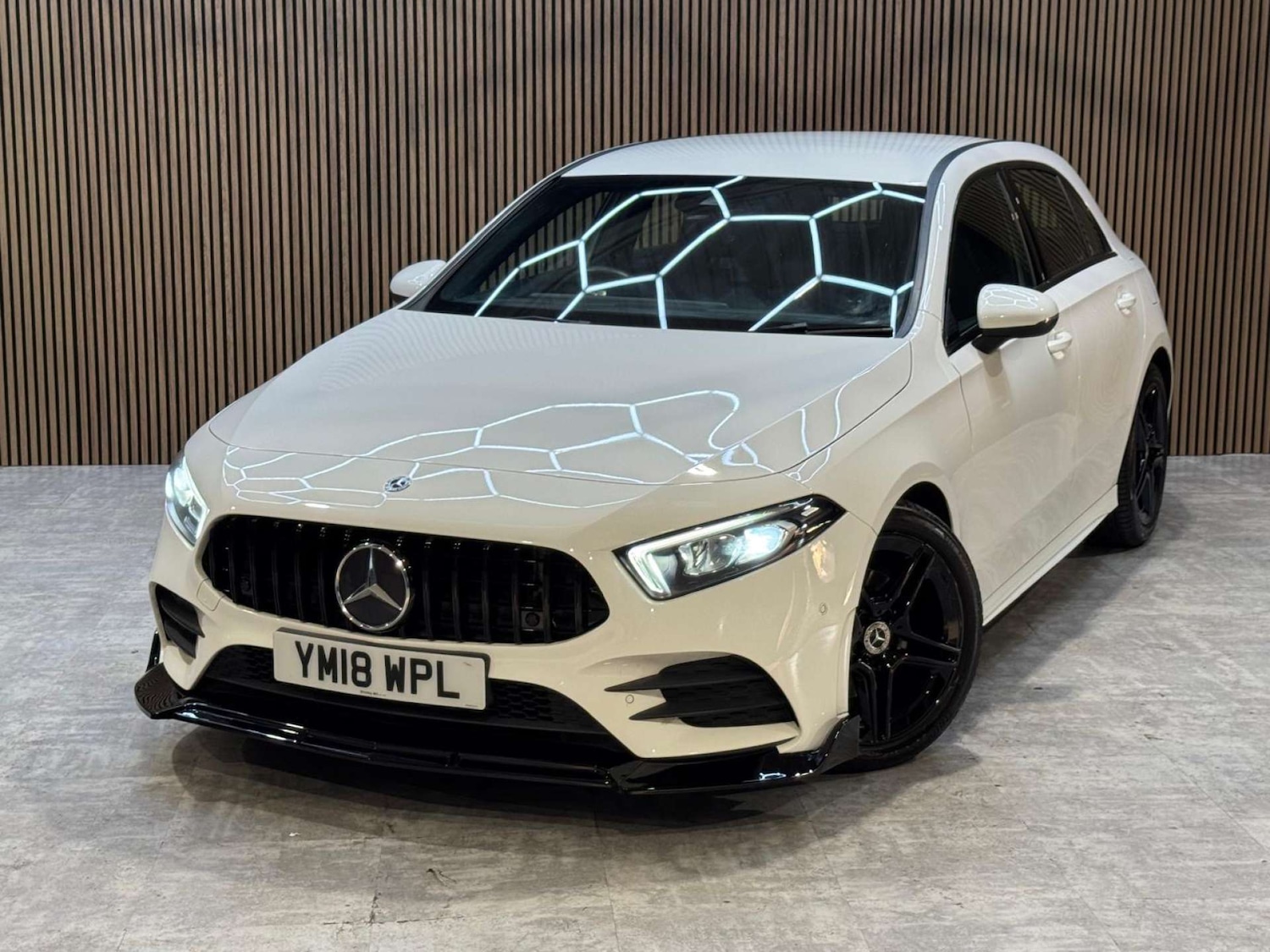 Used Mercedes-Benz A-Class 2018 for sale - 77998535: Photo 4