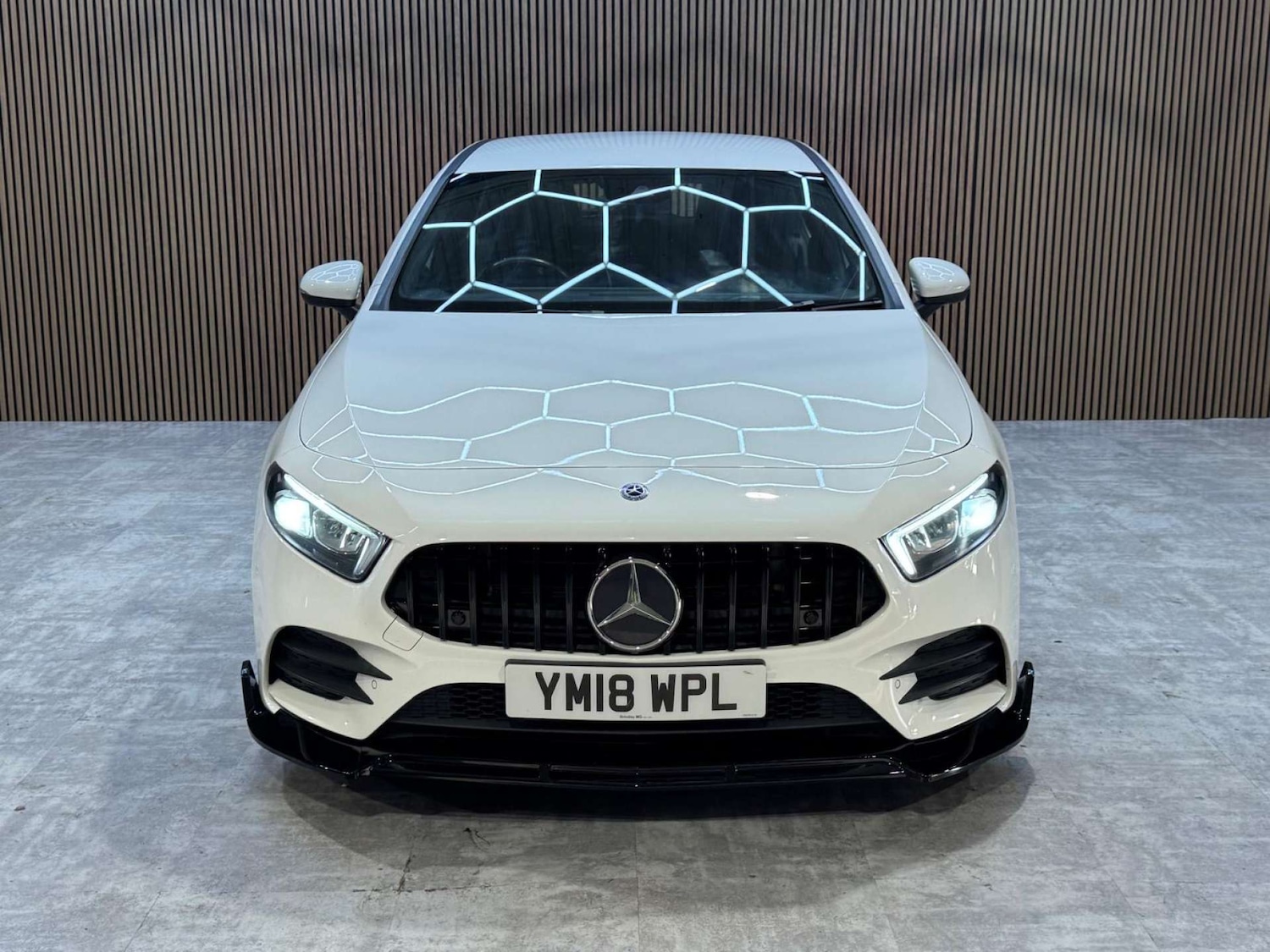 Used Mercedes-Benz A-Class 2018 for sale - 77998535: Photo 40