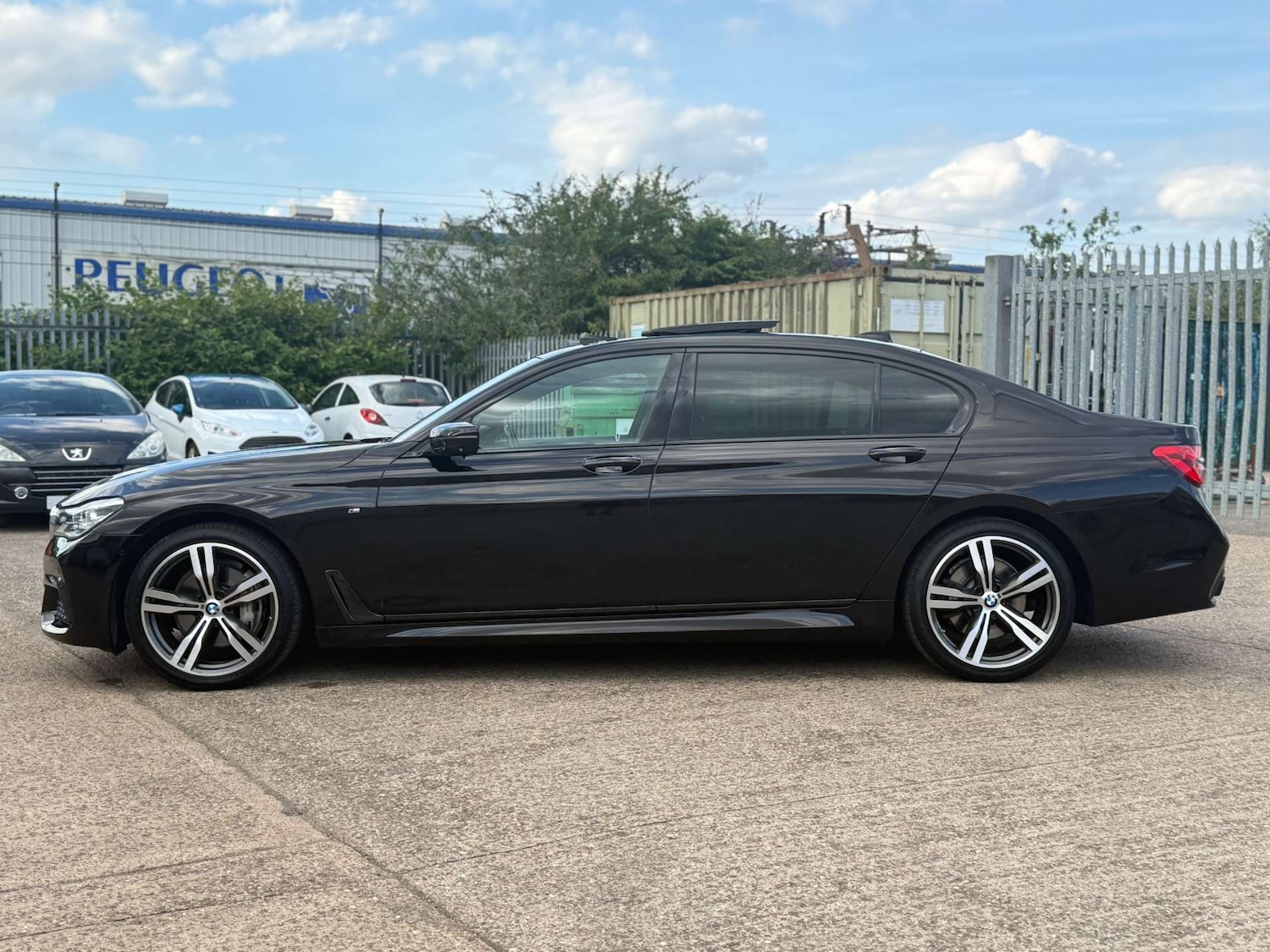 Used BMW 7 Series 2016 for sale - 76280324: Photo 22