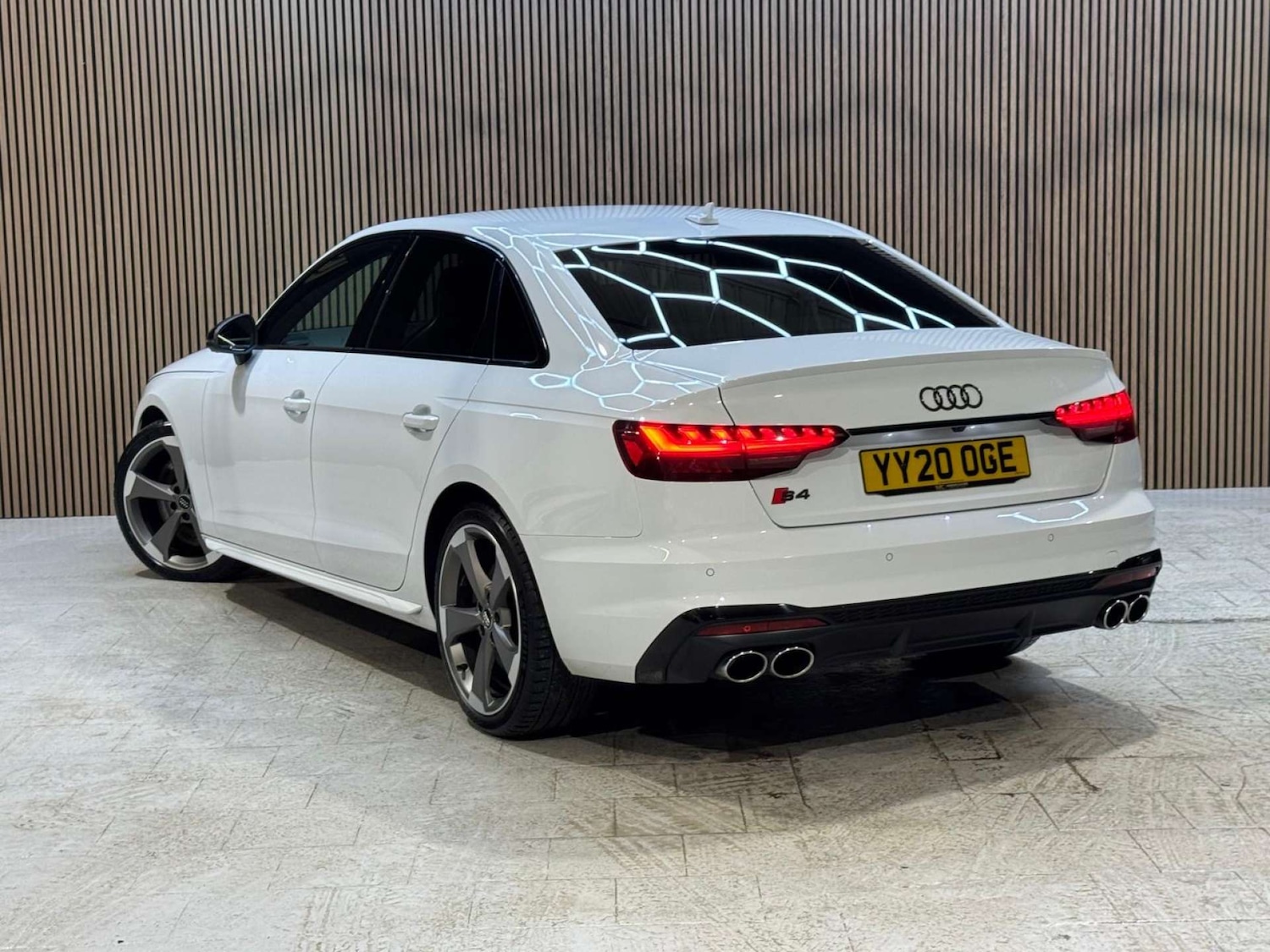 Used Audi A4 2020 for sale - 77271567: Photo 5