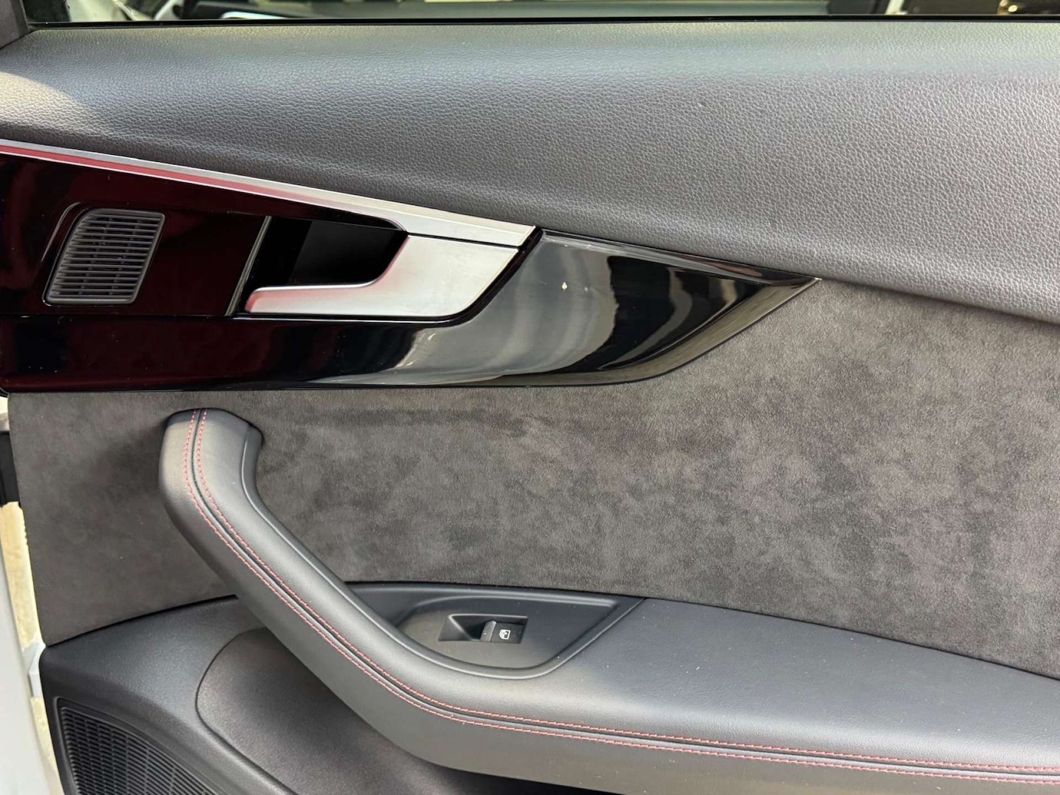 Used Audi A4 2020 for sale - 77271567: Photo 74