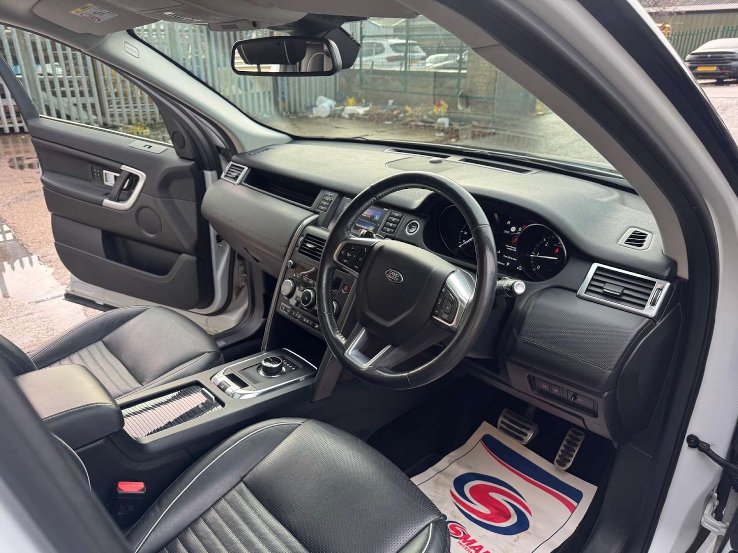 Used Land Rover Discovery Sport 2018 for sale - 76554488: Photo 12