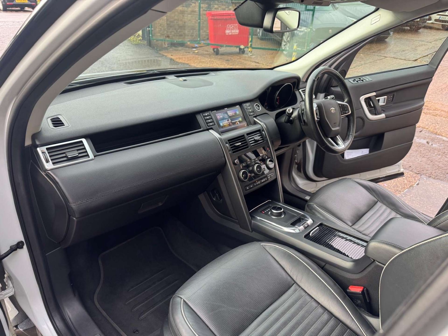 Used Land Rover Discovery Sport 2018 for sale - 76554488: Photo 17