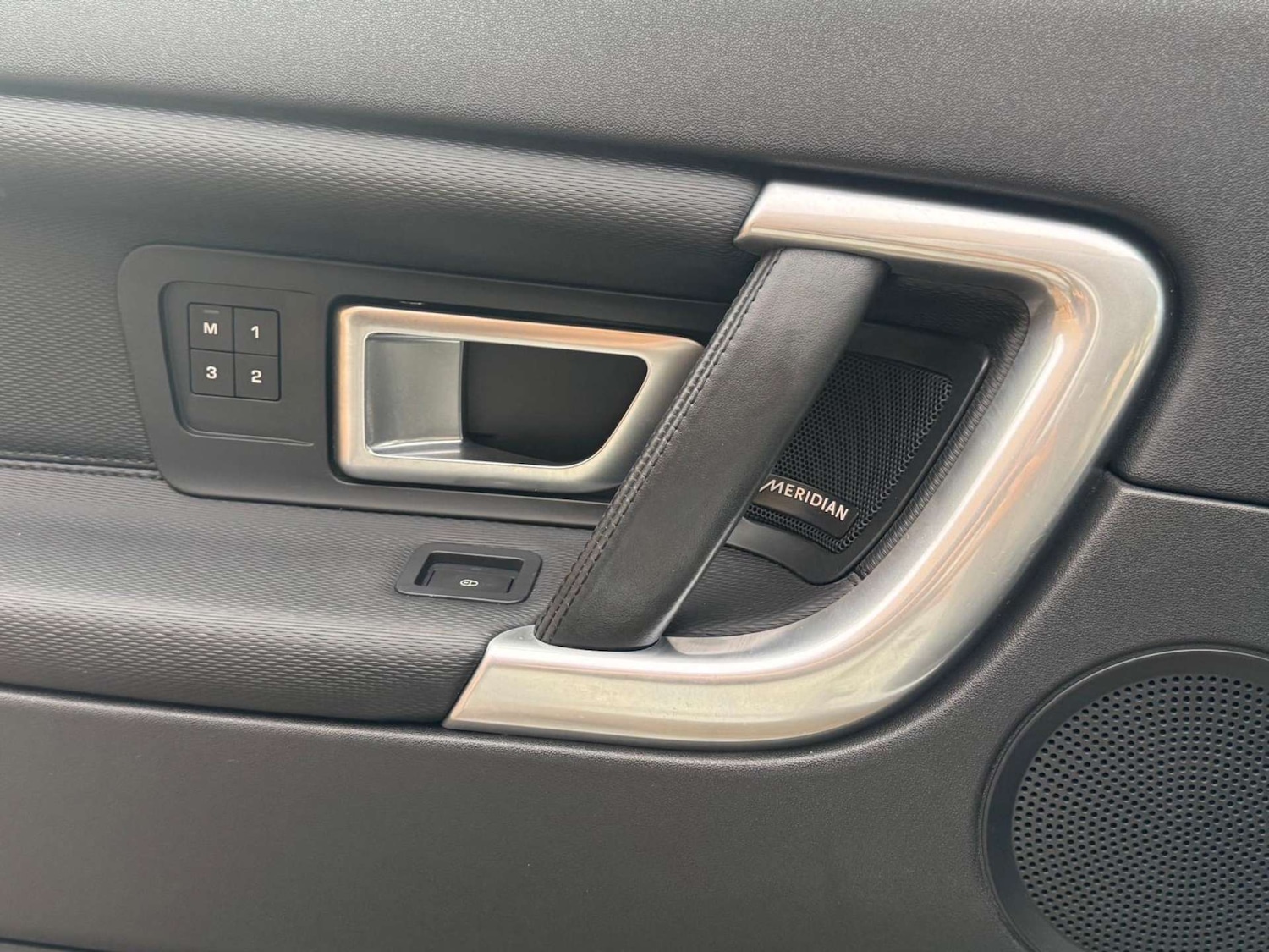 Used Land Rover Discovery Sport 2018 for sale - 76554488: Photo 18