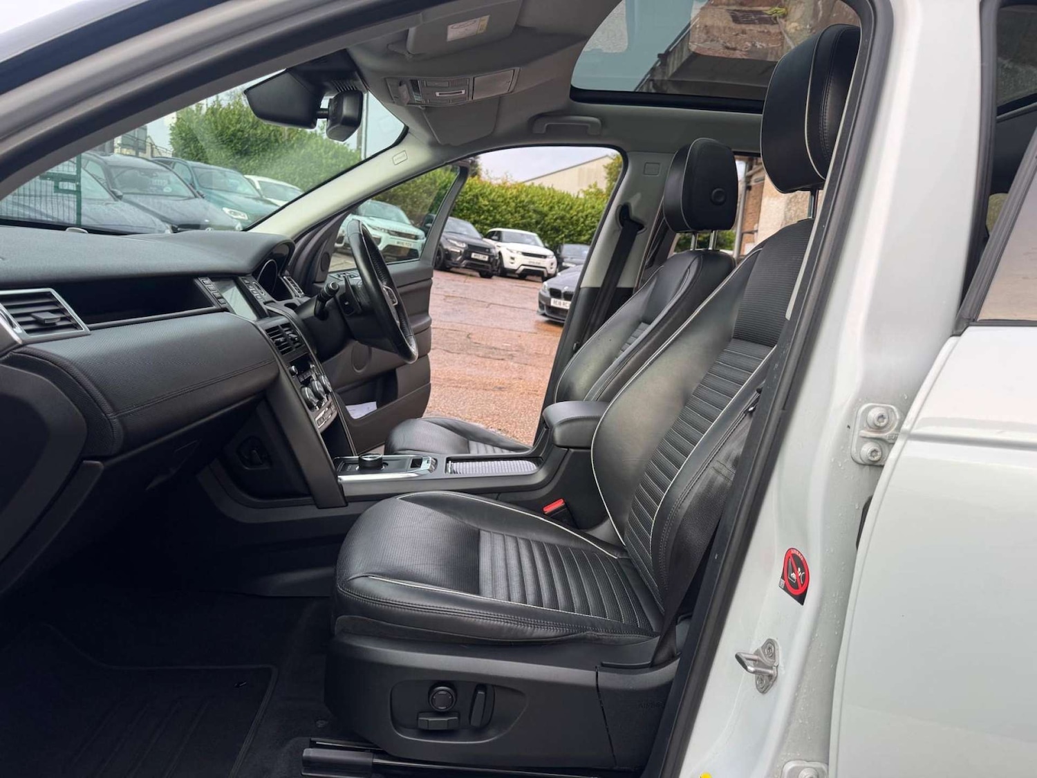 Used Land Rover Discovery Sport 2018 for sale - 76554488: Photo 20