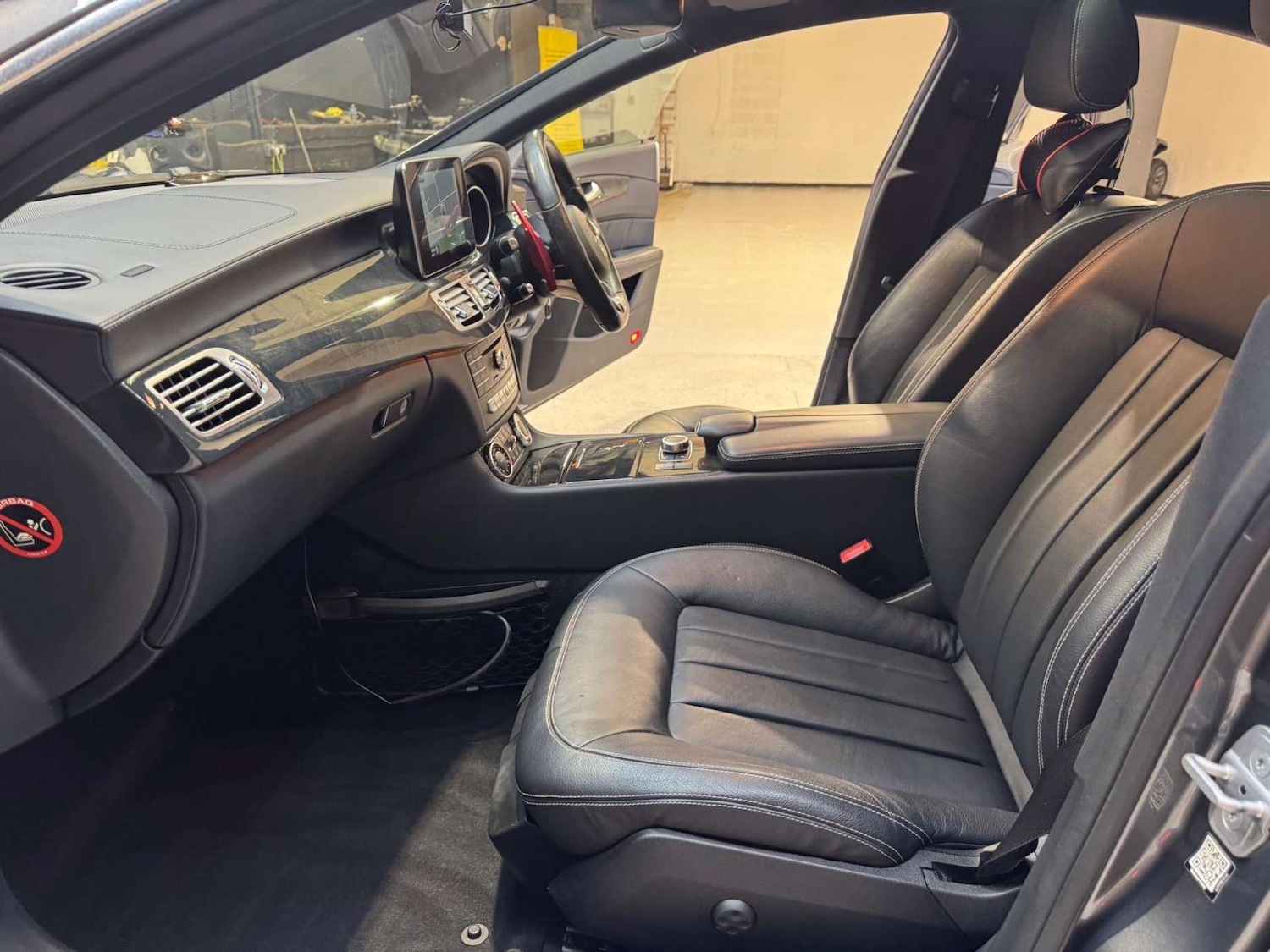 Used Mercedes-Benz CLS 2015 for sale - 76919163: Photo 48