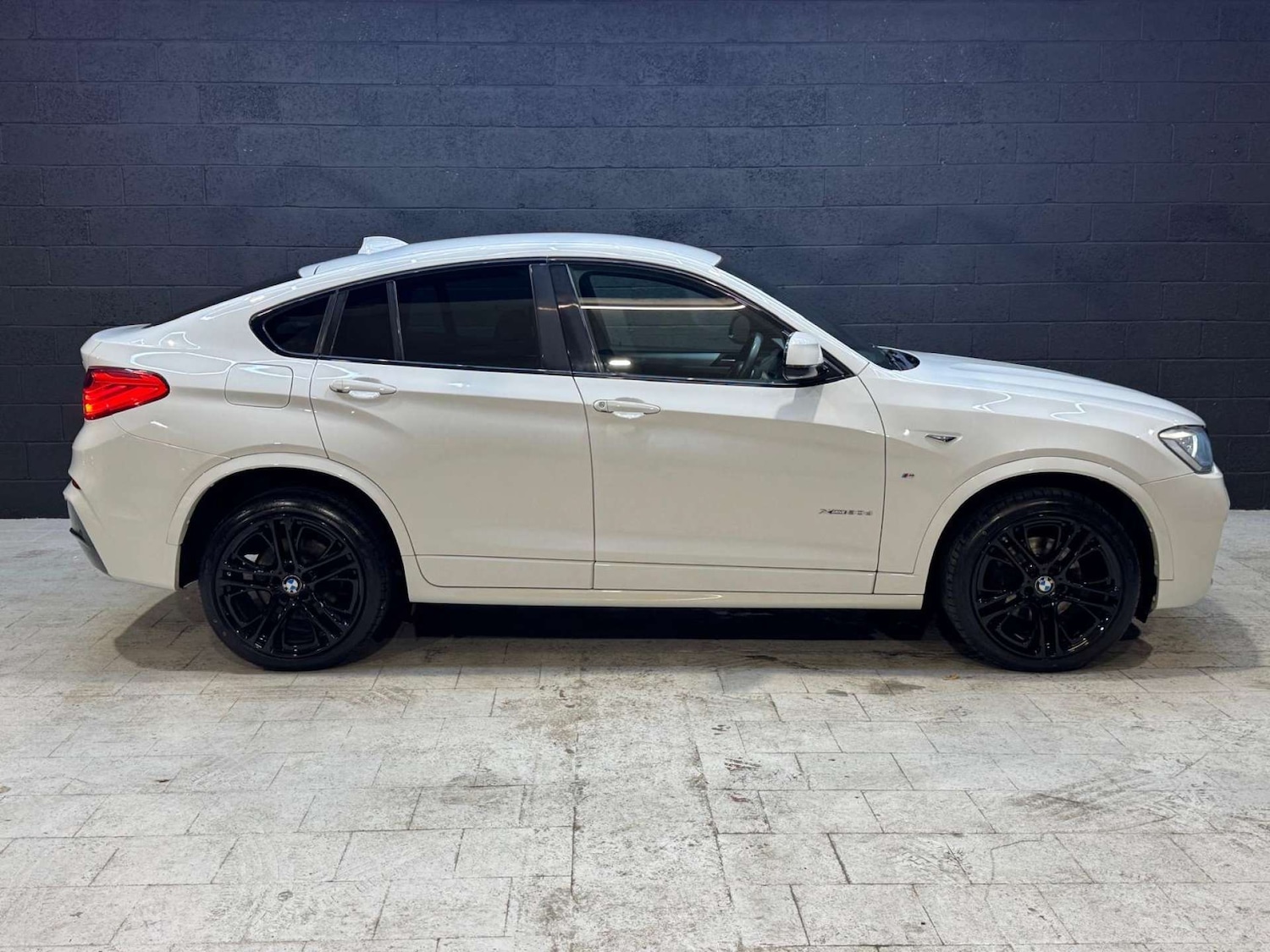 Used BMW X4 2015 for sale - 76602153: Photo 12