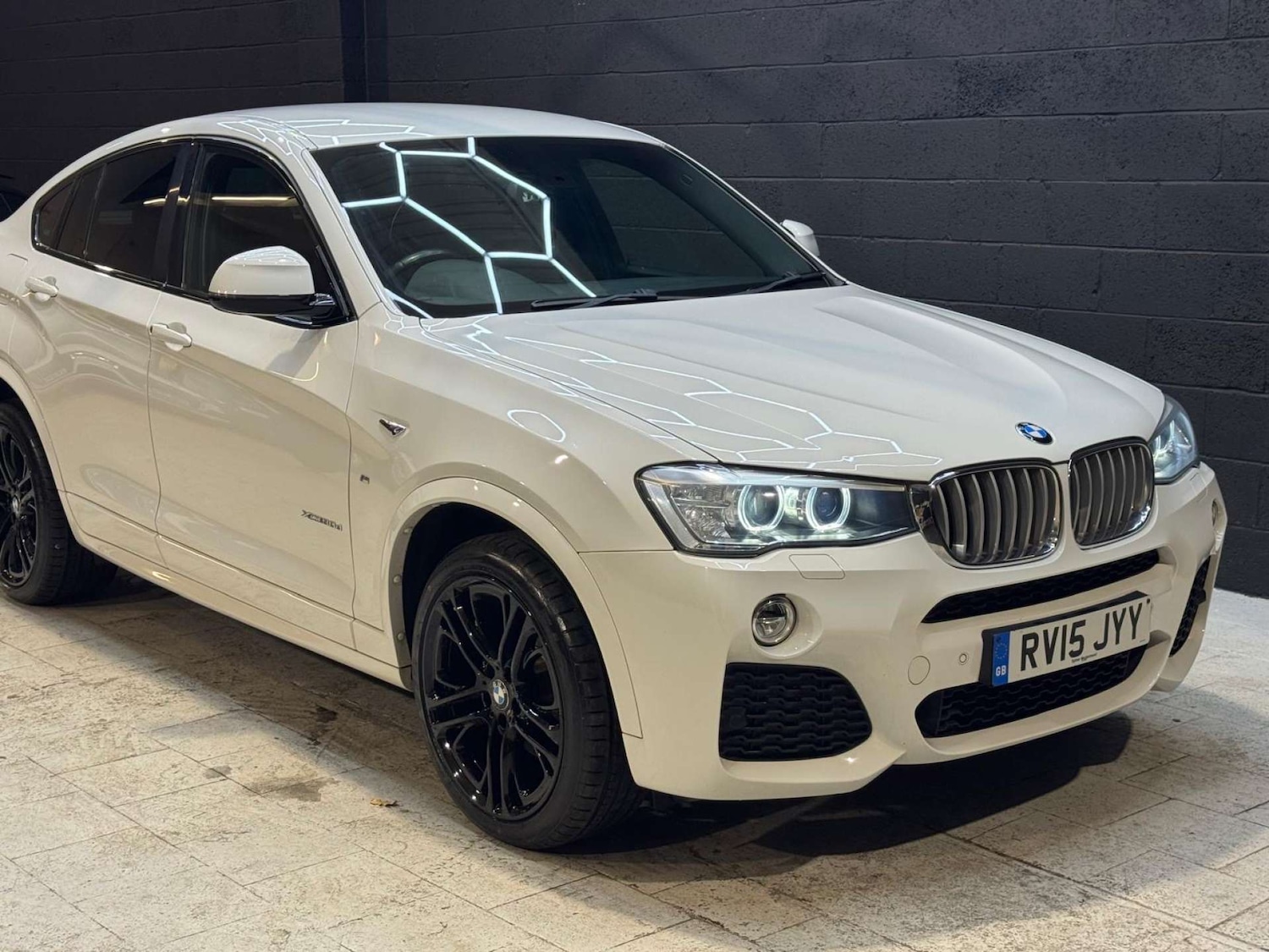 Used BMW X4 2015 for sale - 76602153: Photo 14