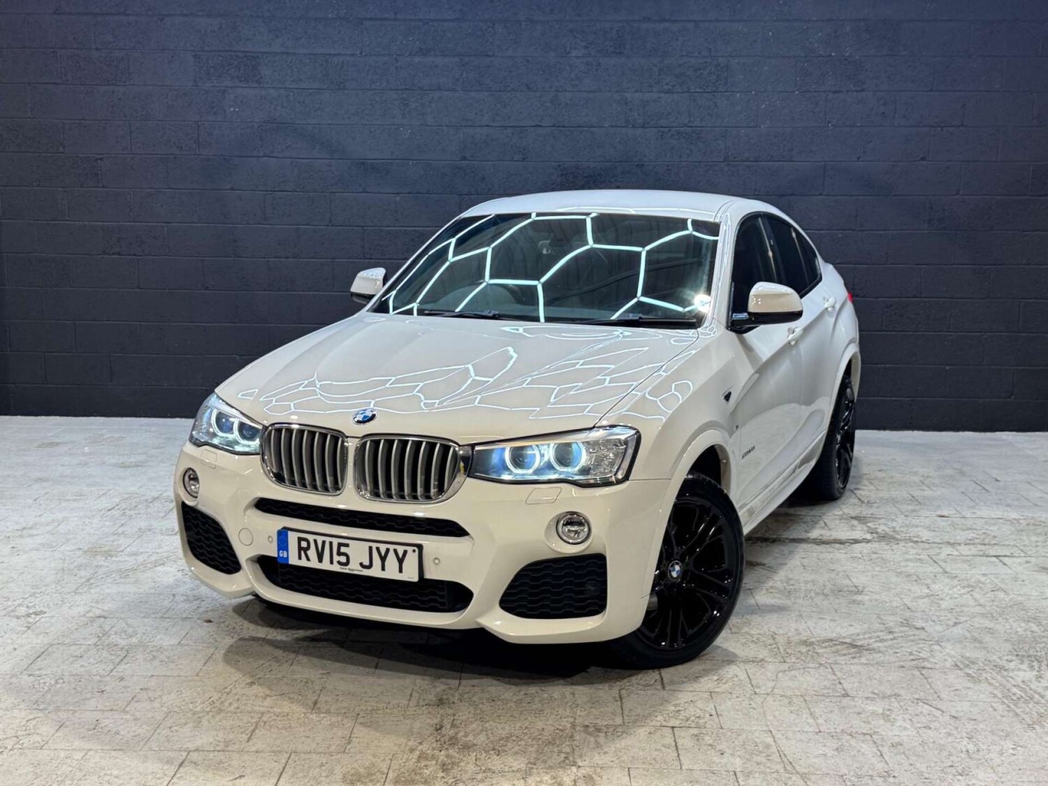 Used BMW X4 2015 for sale - 76602153: Photo 30