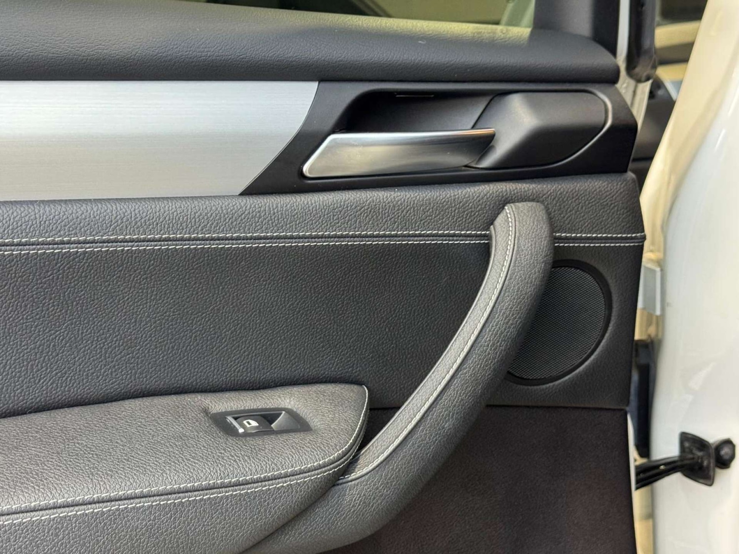 Used BMW X4 2015 for sale - 76602153: Photo 76