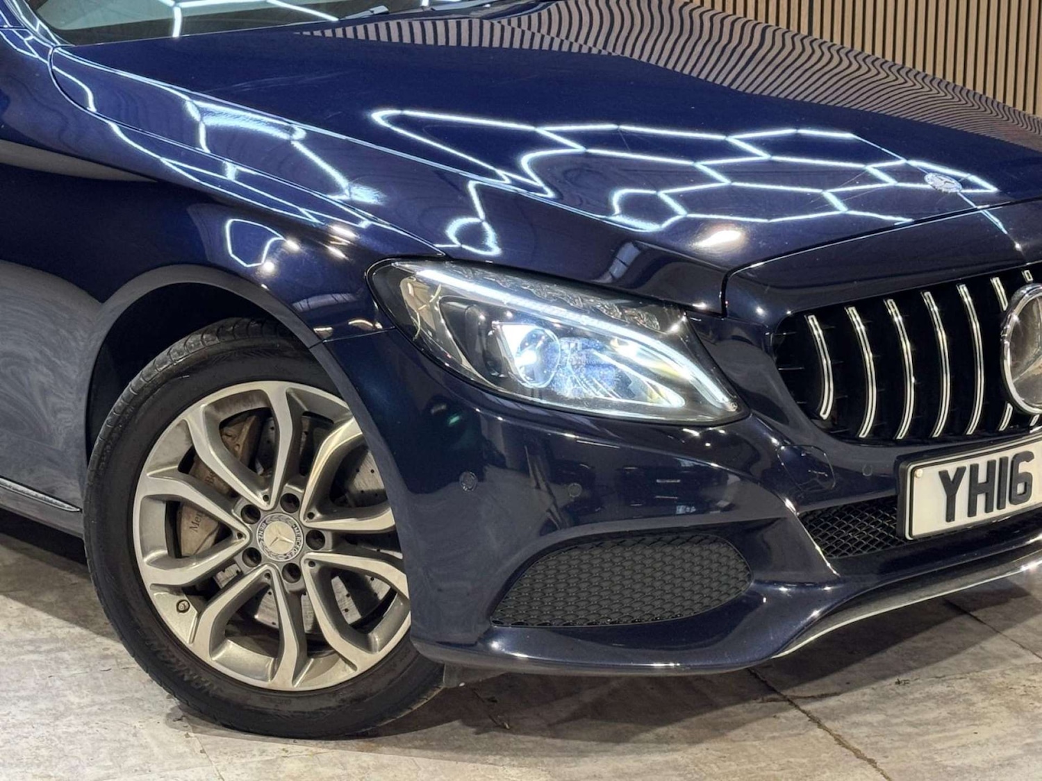 Used Mercedes-Benz C Class 2016 for sale - 77715630: Photo 15