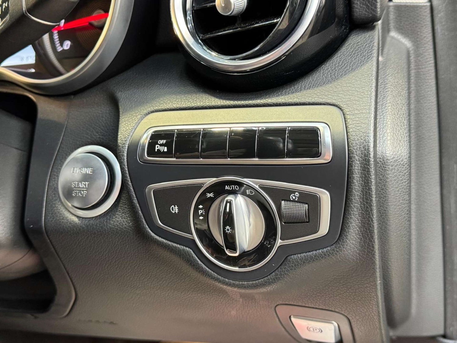 Used Mercedes-Benz C Class 2016 for sale - 77715630: Photo 59