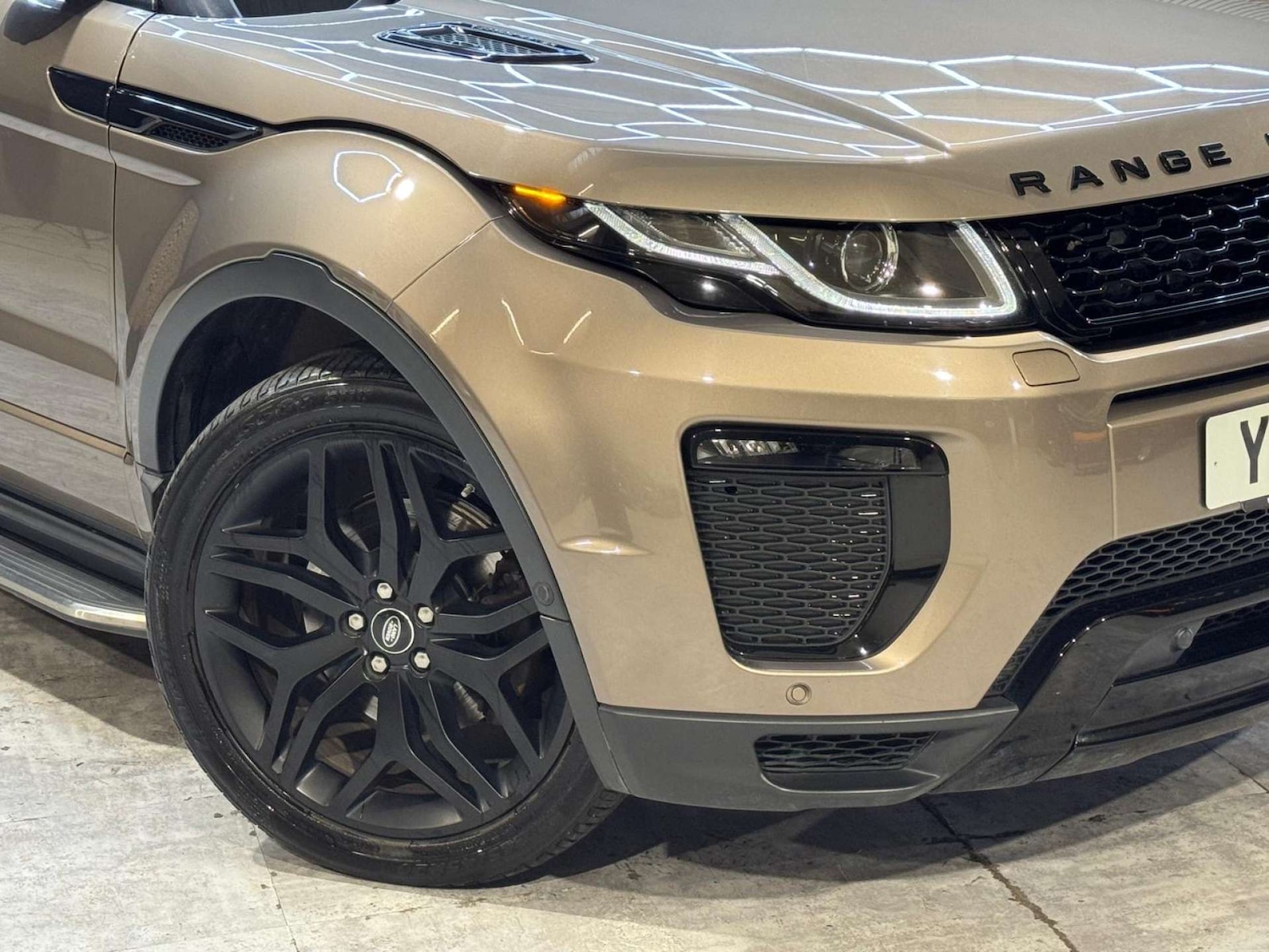 Used Land Rover Range Rover Evoque 2016 for sale - 77775397: Photo 11