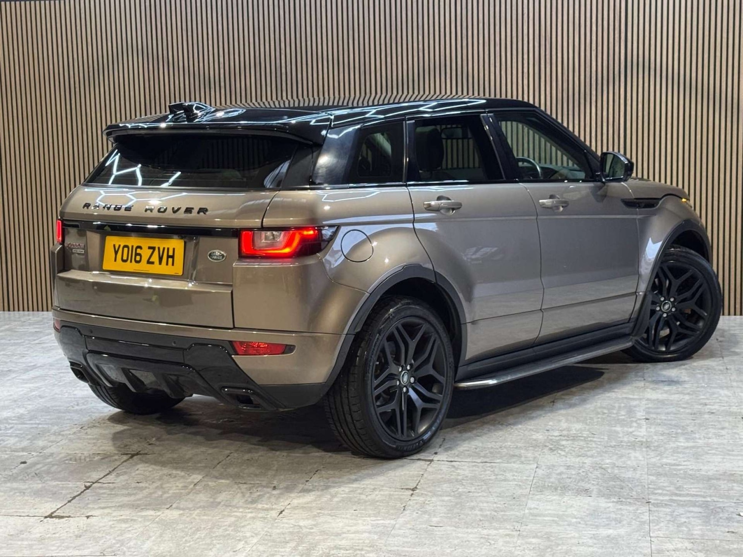 Used Land Rover Range Rover Evoque 2016 for sale - 77775397: Photo 22