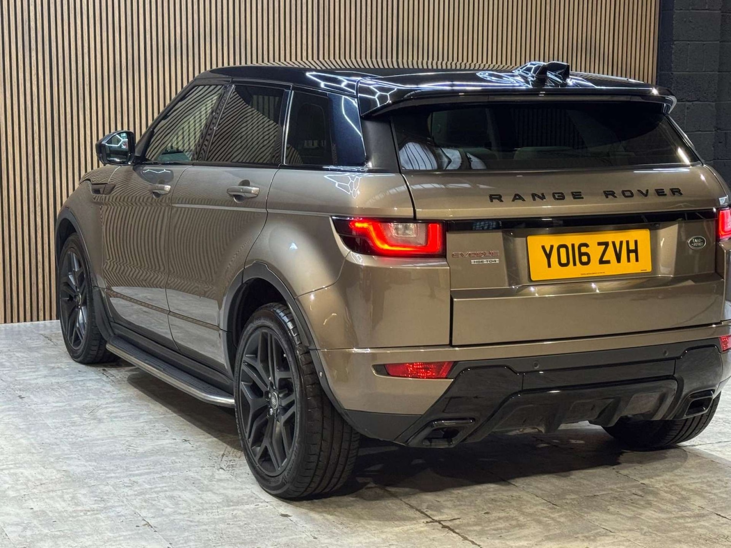 Used Land Rover Range Rover Evoque 2016 for sale - 77775397: Photo 24