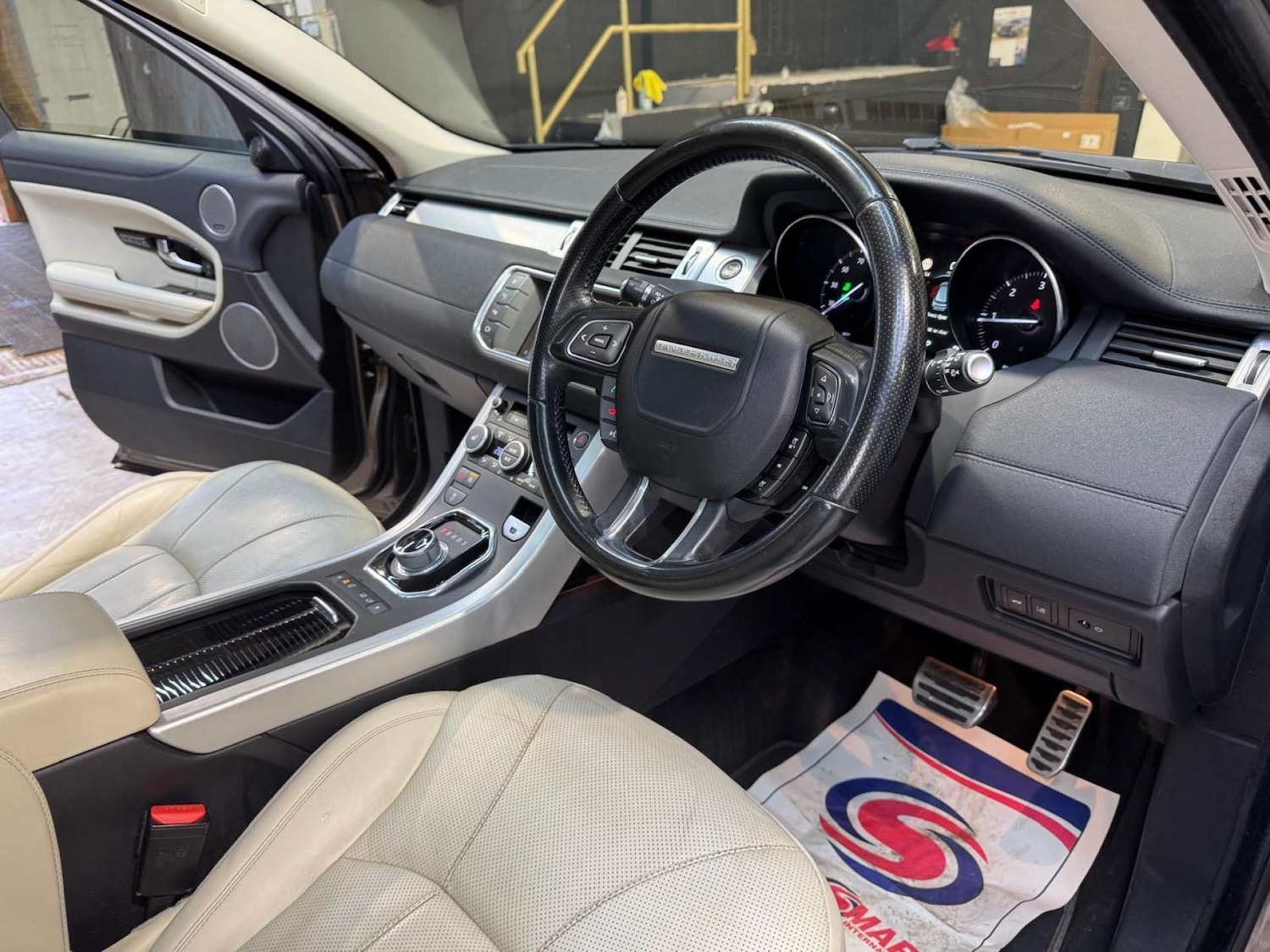 Used Land Rover Range Rover Evoque 2016 for sale - 77775397: Photo 3