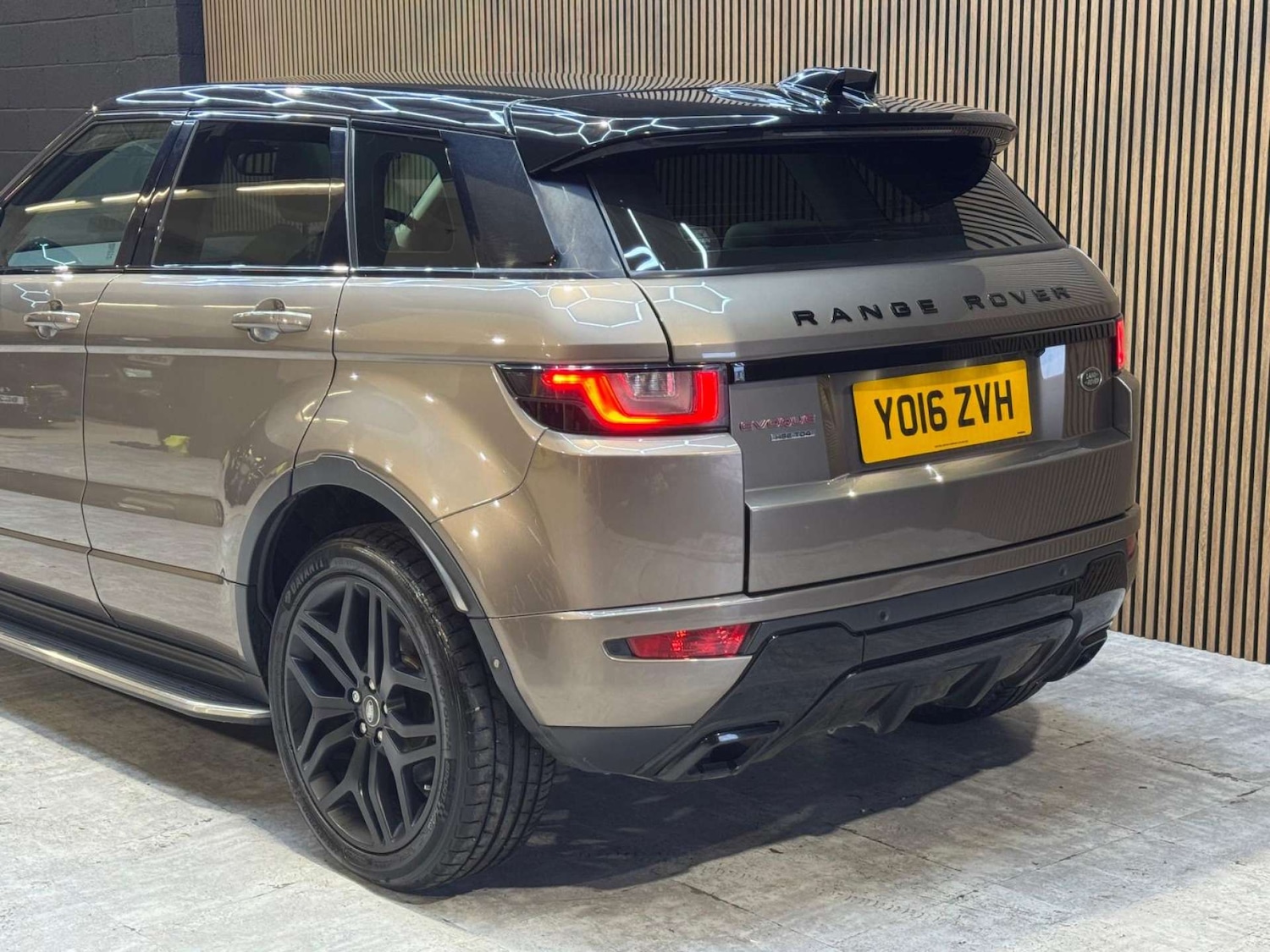 Used Land Rover Range Rover Evoque 2016 for sale - 77775397: Photo 30