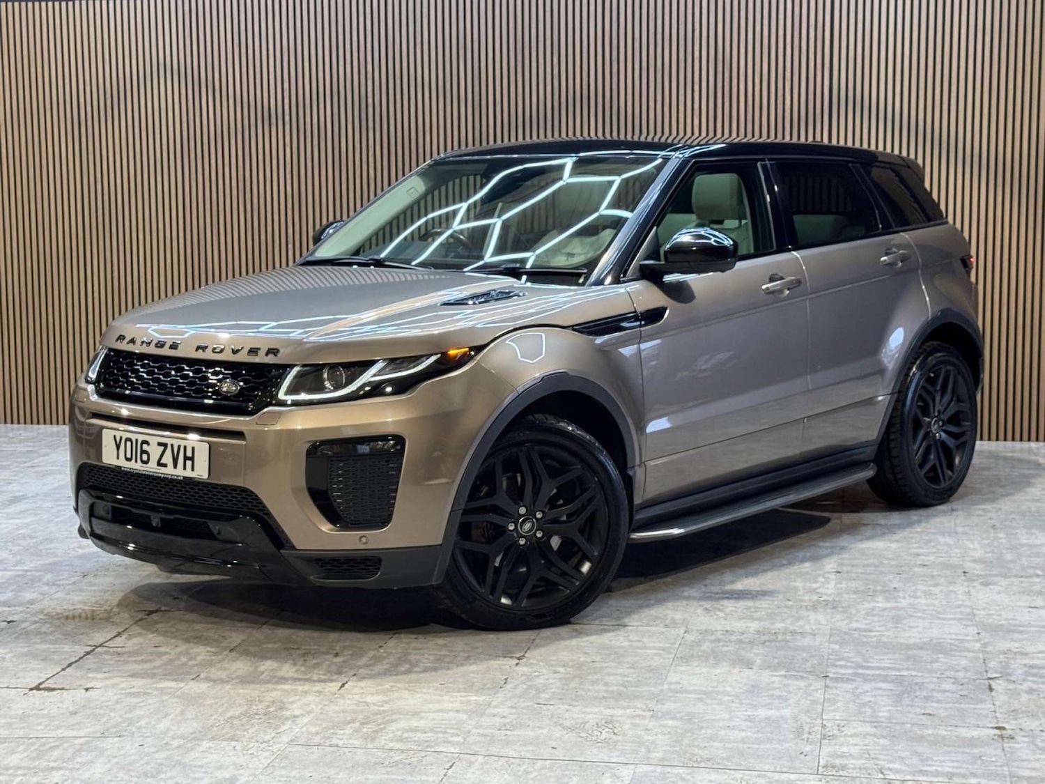 Used Land Rover Range Rover Evoque 2016 for sale - 77775397: Photo 37