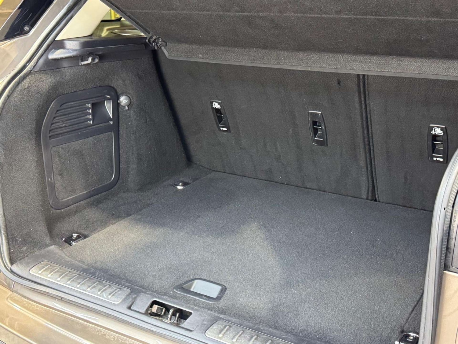 Used Land Rover Range Rover Evoque 2016 for sale - 77775397: Photo 77