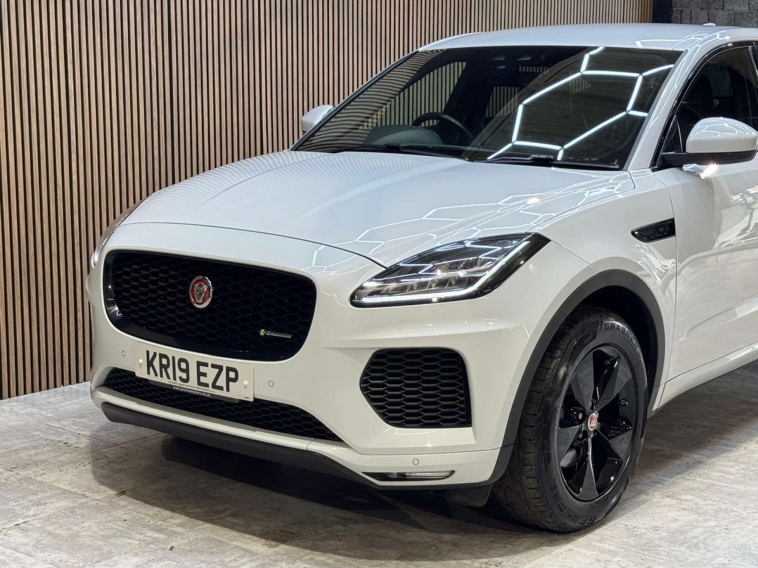 Used Jaguar E-Pace 2019 for sale - 77775396: Photo 33
