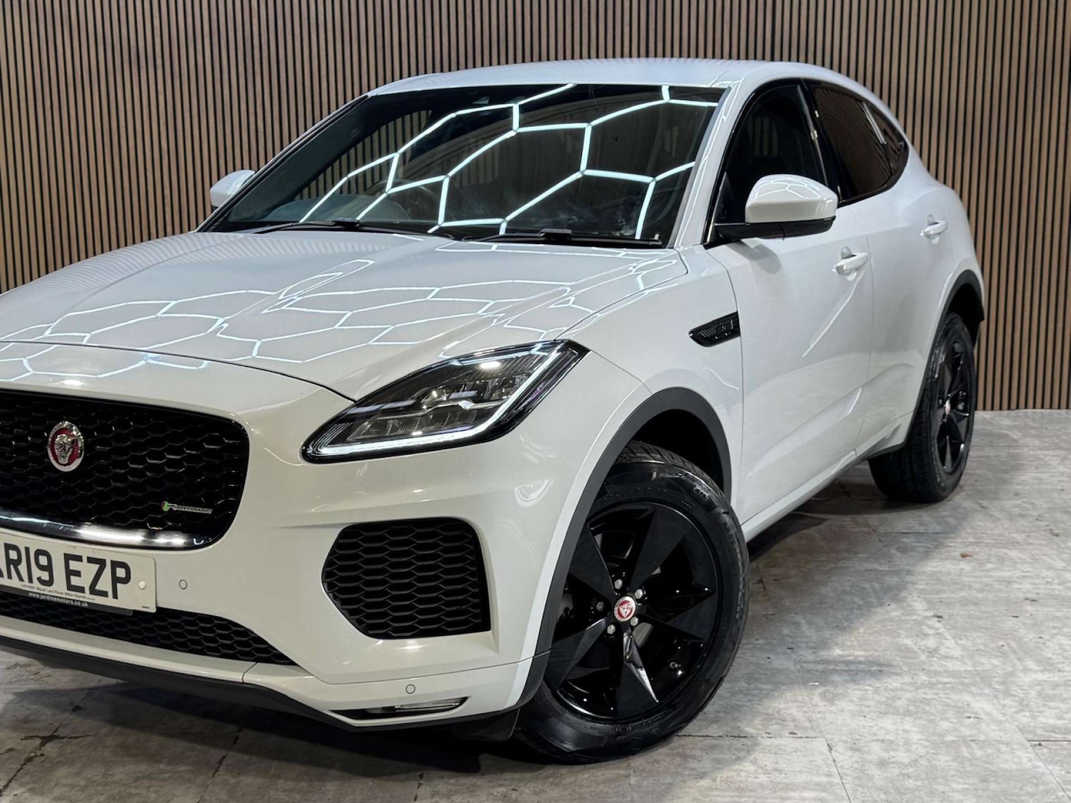 Used Jaguar E-Pace 2019 for sale - 77775396: Photo 40