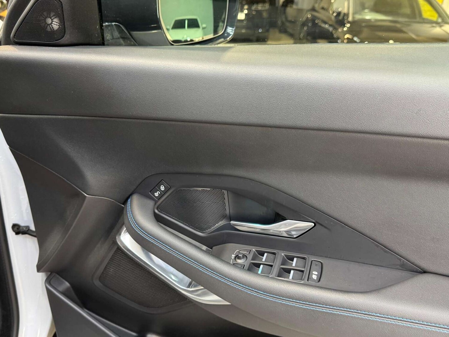 Used Jaguar E-Pace 2019 for sale - 77775396: Photo 60