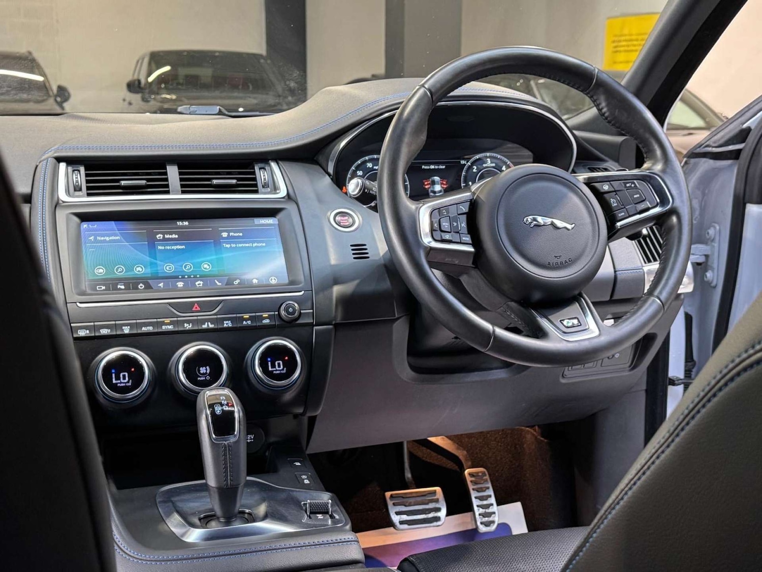 Used Jaguar E-Pace 2019 for sale - 77775396: Photo 9