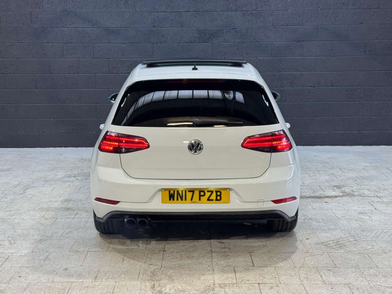 Used Volkswagen Golf 2017 for sale - 76483227: Photo 12