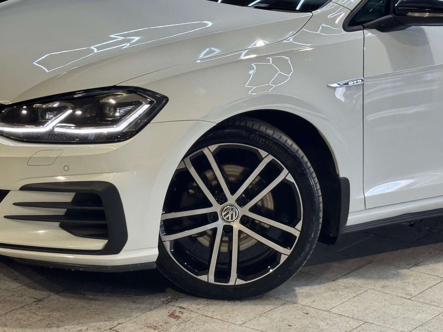 Used Volkswagen Golf 2017 for sale - 76483227: Photo 14