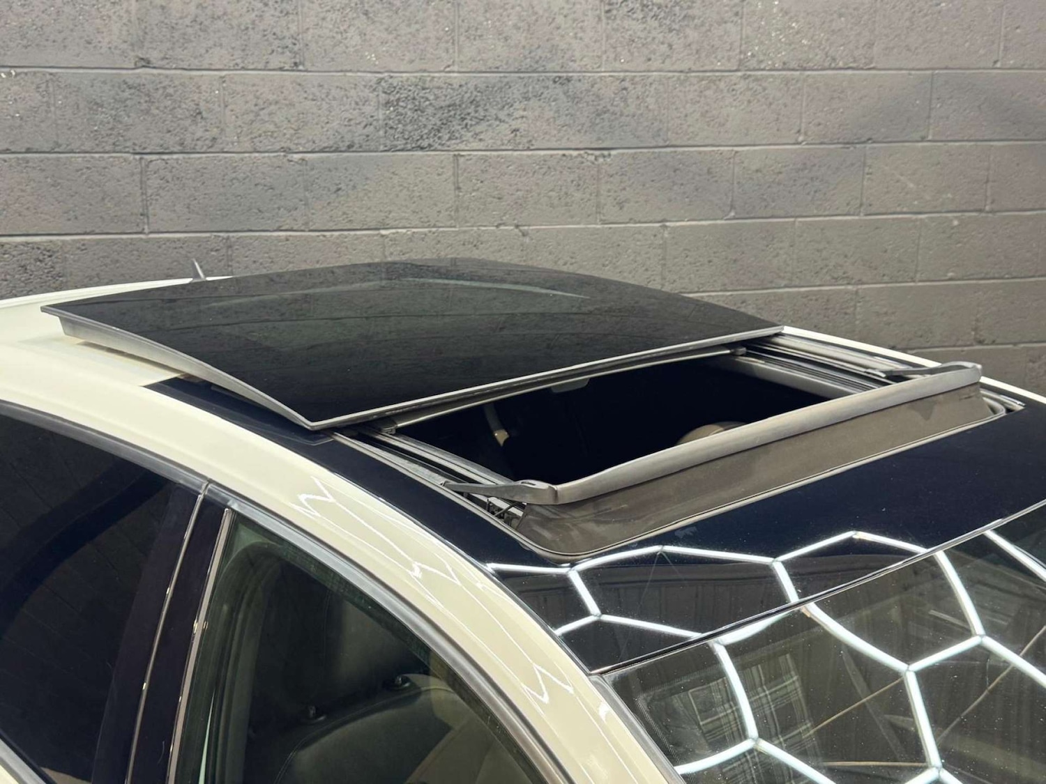 Used Volkswagen Golf 2017 for sale - 76483227: Photo 19