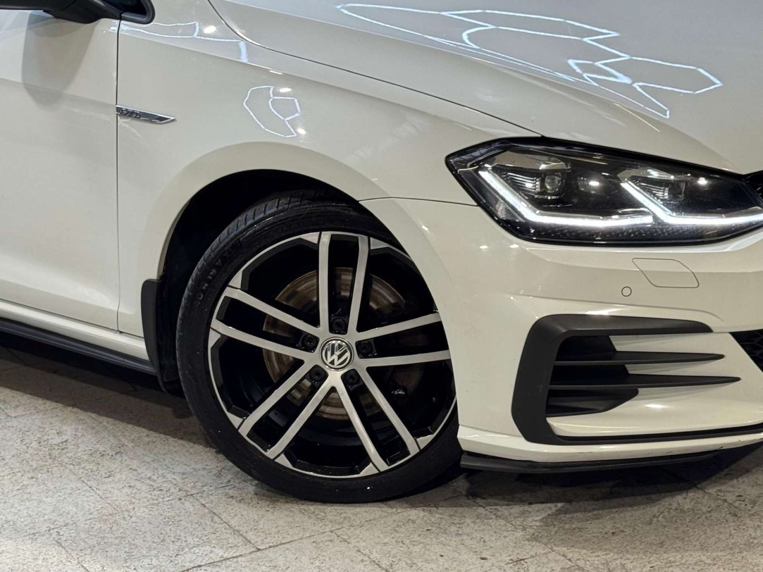 Used Volkswagen Golf 2017 for sale - 76483227: Photo 21