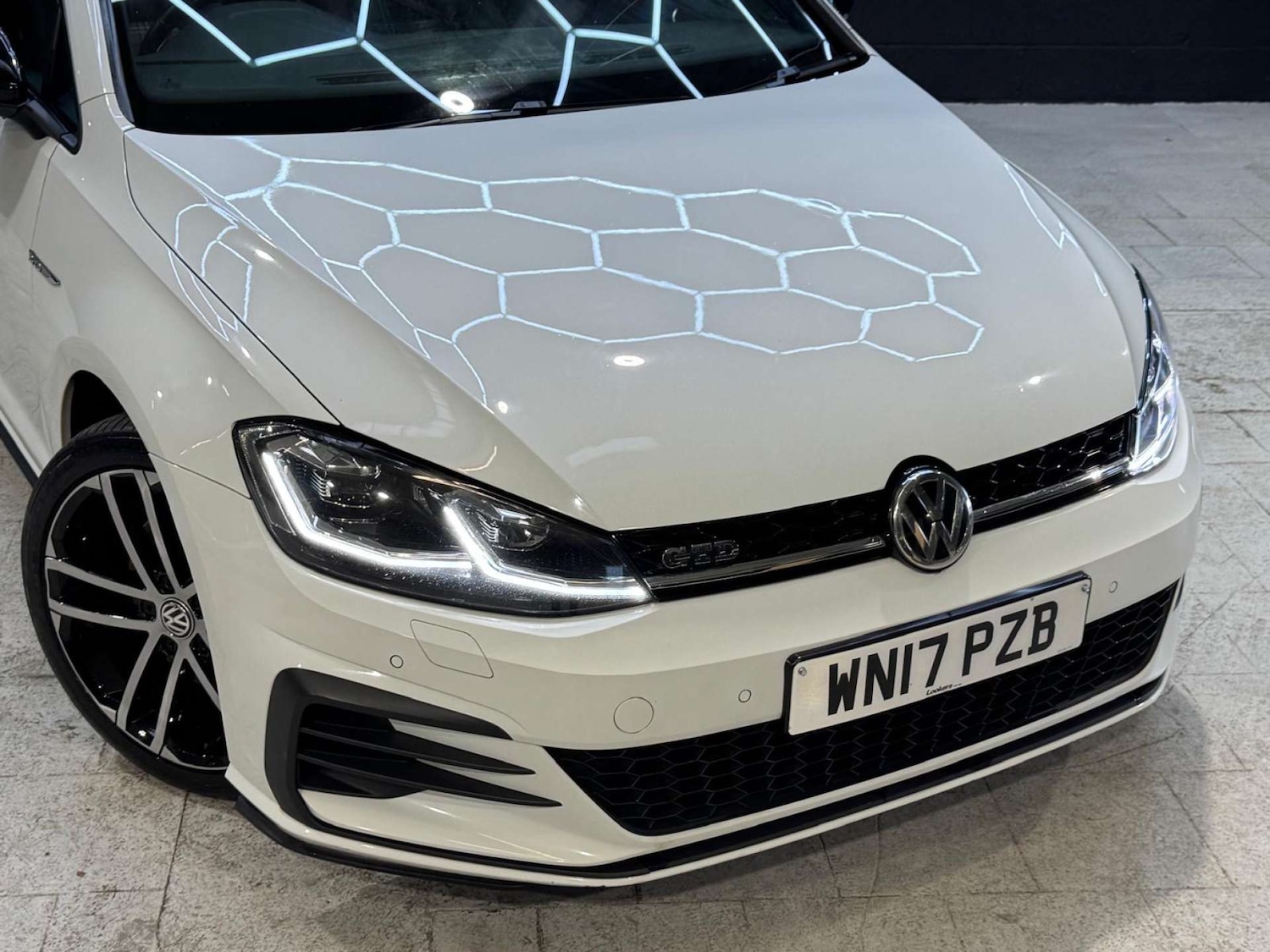 Used Volkswagen Golf 2017 for sale - 76483227: Photo 25